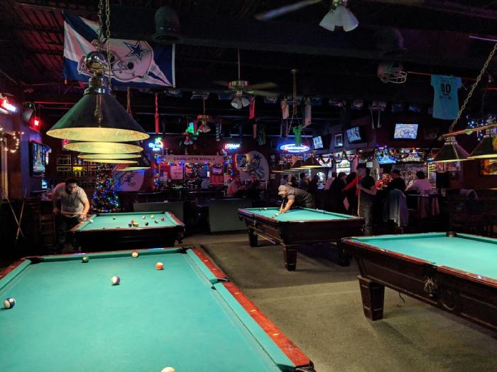 Sidelines Sports Bar and Billiards