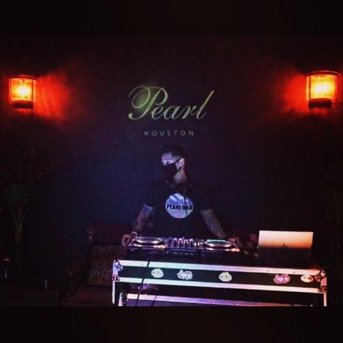 Pearl Bar